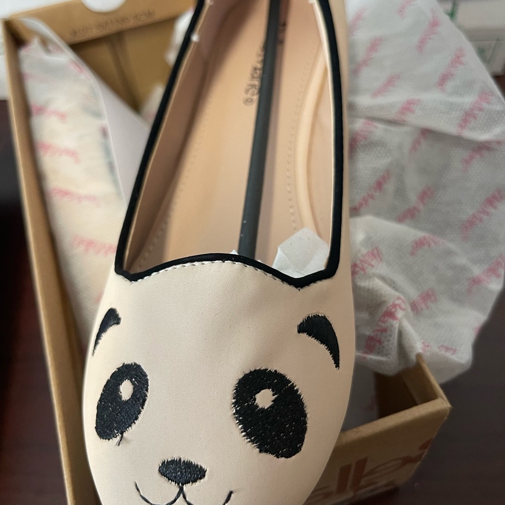 Panda Design Kids Shoes - Cream and Black